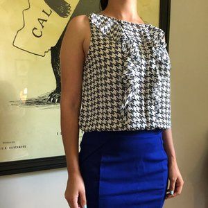 ELLE Gingham Sleeveless Blouse